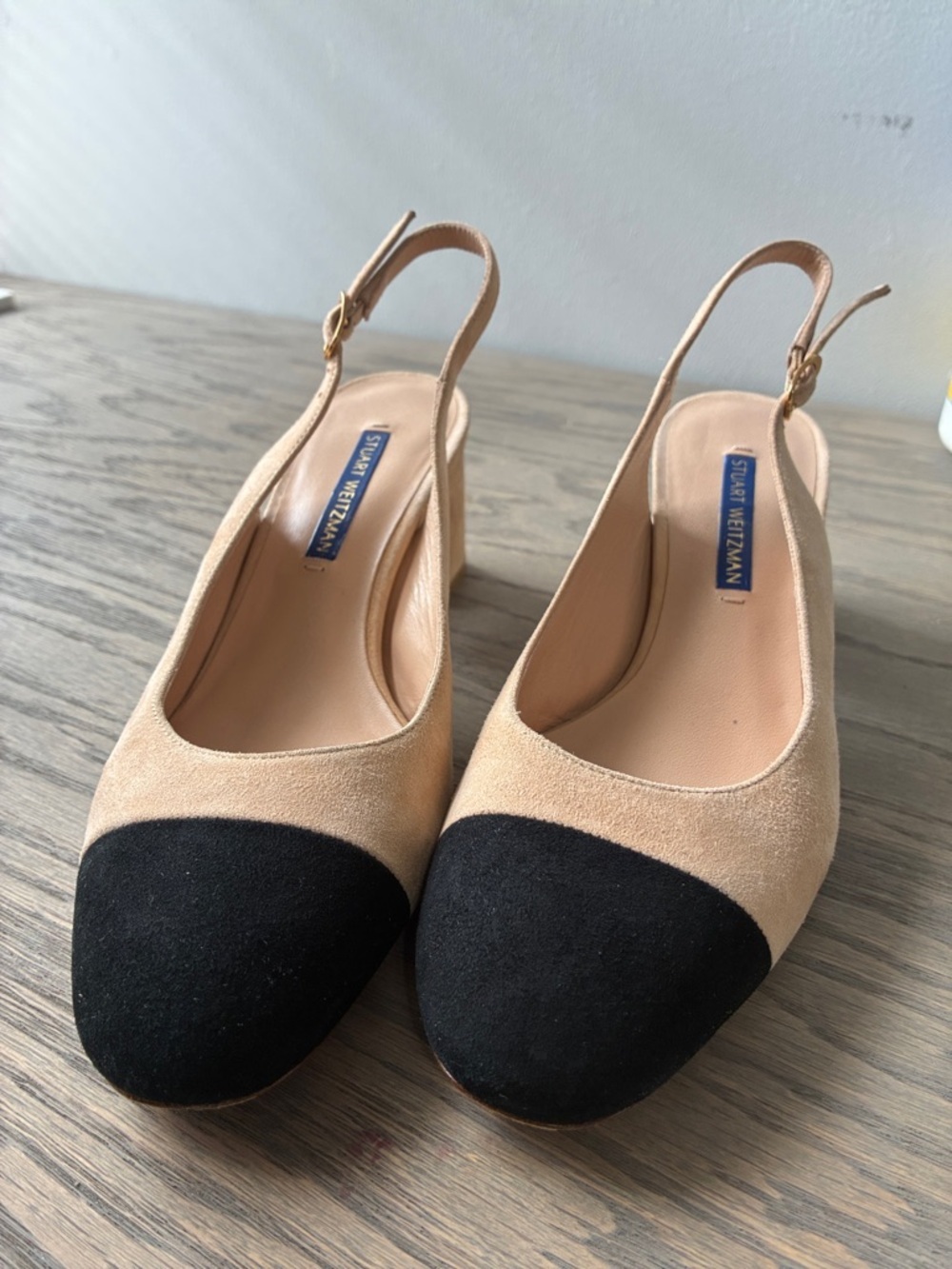 Stuart Weitzman Two-Tone Beige and Black Slingback Clogs - Picture 10 of 11